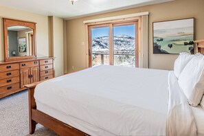 Unclassified image, 4 of 50, button