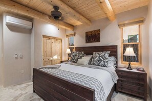 2 sovrum, strykjärn/strykbräda, wi-fi och sängkläder