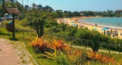 Peracanga / Bacutia Beach Block, Guarapari, 2 Bedrooms, Garage, super fast Wi-Fi