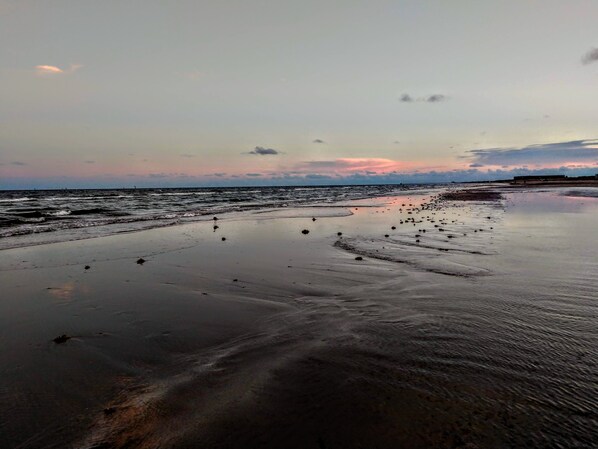 Am Strand, Liegestühle, Strandtücher
