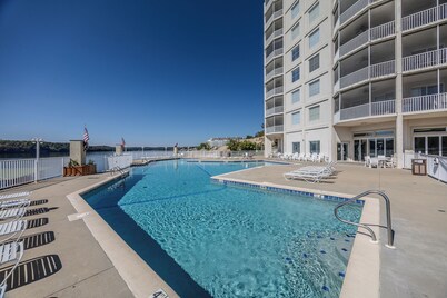 9th Floor at the Towers! Amazing Views, Indoor & Outdoor Pools, Free Wi-Fi