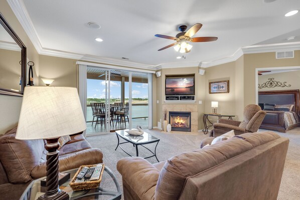 TV, fireplace, DVD player