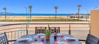 0086-BLAUCEL Appartement avec vue sur mer