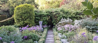 Rang 11 vermeld afgezonderd, stenen huisje in de buurt van Slaithwaite, familie en huisdiervriend