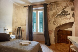 3 Schlafzimmer, Schreibtisch, BĂŒgeleisen/BĂŒgelbrett, Reisekinderbett