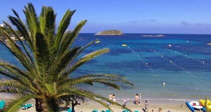 Appartement confortable prÚs de la mer situé dans une zone touristique / IDEAL A COUPLES