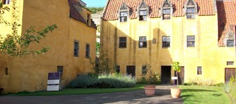 Charmig stuga i historiska Dunfermline, nÀra 3 Outlander-platser