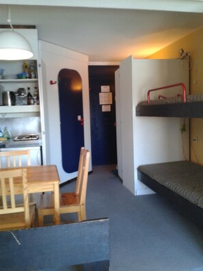 Interior - Sunny apartment with balcony and view, ideal for 3/4 people (Morzine)
