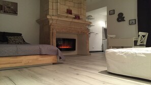 1 bedroom, iron/ironing board, free WiFi, bed sheets - Charming Apartment / Rue Des Faussets / St Pierre ***** (2nd floor) (Bordeaux)