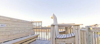 Ocean Views! Only 350 feet to the beach! FREE beach chairs, bikes & more!