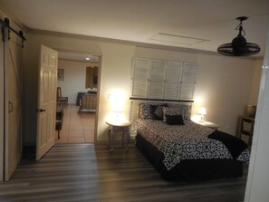 1 bedroom, iron/ironing board, bed sheets, wheelchair access