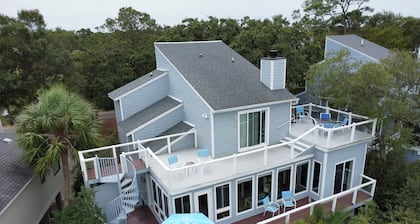Marsh--Mellow in Wild Dunes Resort, 20 mins from historic Charleston!