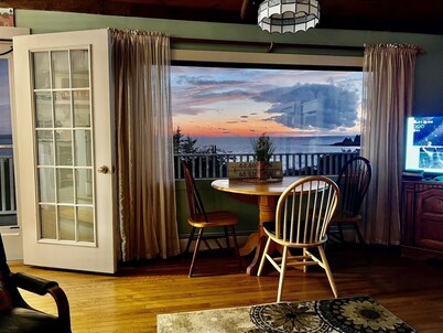 Oceanfront Home Overlooking Penobscot Bay , Castine Maine.<br>History abounds !