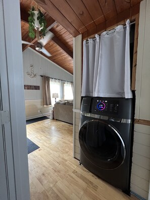 Interior - Boulder Rock Bungalow on Birchwood in Breezy ➳ Close to Everything (Pequot Lakes)