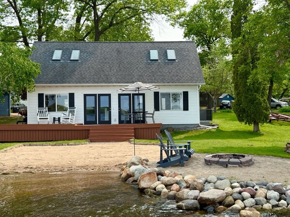 Exterior - Lake House Is Close To Minneapolis, But Far From Your Normal Routine. (Zimmerman)