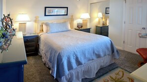 1 slaapkamer, een strijkplank/strijkijzer, wifi, beddengoed