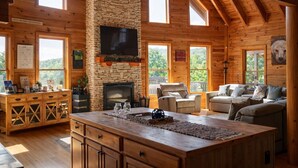 Smart TV y chimenea 