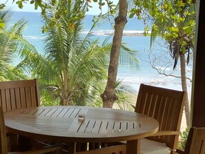 Outdoor dining - Casa Alta- Beachfront House with Incredible Ocean Views! (Playa Santa Teresa,)