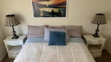 4 Schlafzimmer, Bügeleisen/Bügelbrett, kostenloses WLAN, Bettwäsche