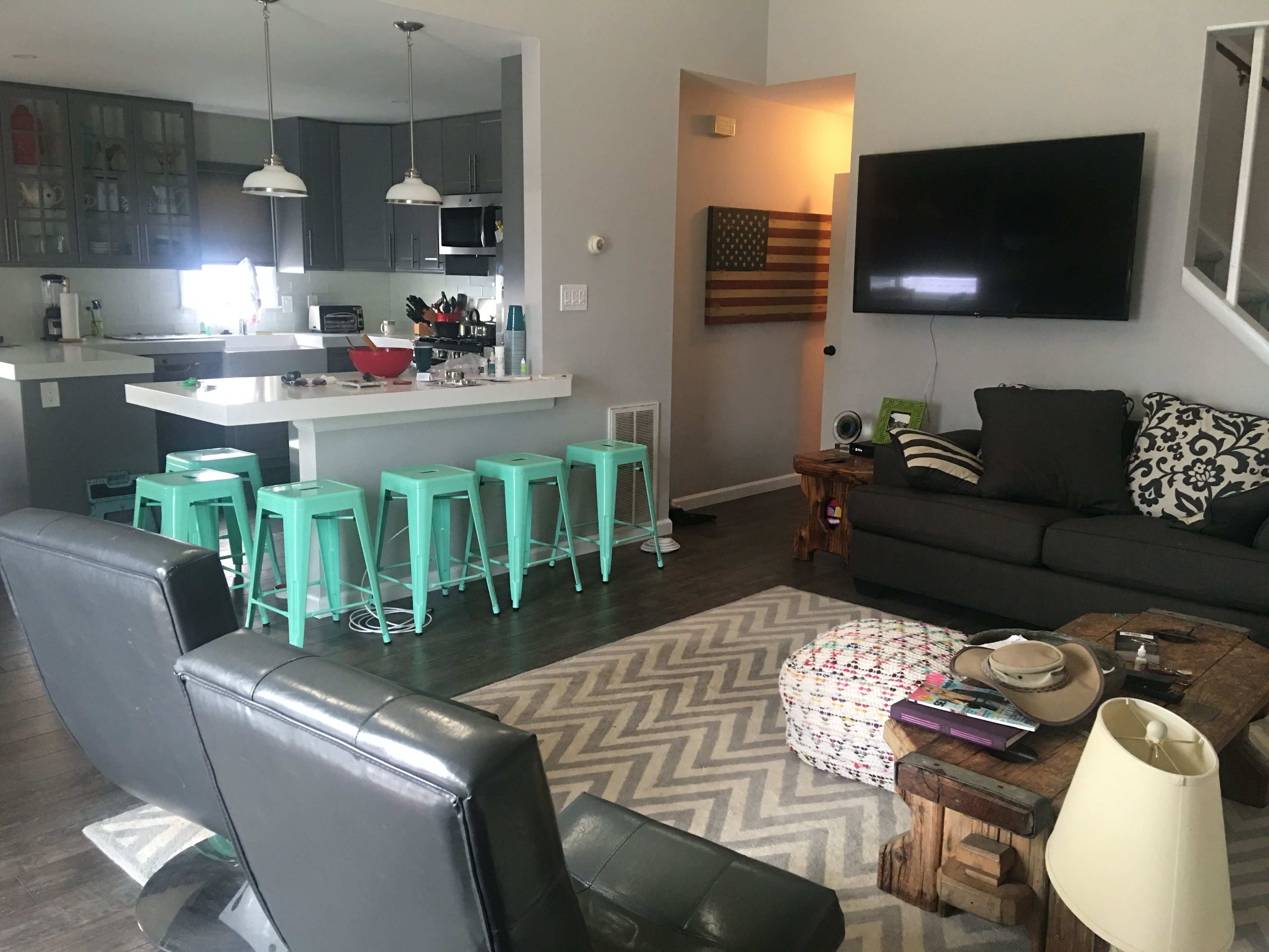 Stylish Brant Beach Oceanside House. Recent Remodel, 3 houses to Ocean & by BBYC
