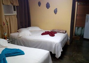 Chambre Double Économique, 2 grands lits, non-fumeur