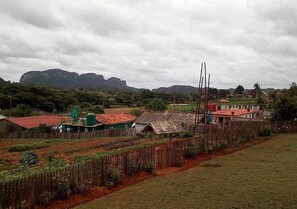 Vue sur la ville depuis l’hébergement