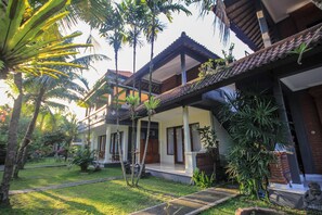 Exterior - Pramewari Homestay (Ubud)