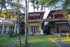 Exterior - Pramewari Homestay (Ubud)