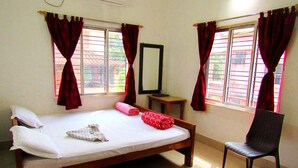 Unclassified image, 3 of 38, button - Lodge Lipika (Bolpur)