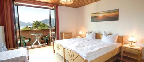 1 chambre, lit parapluie, Wi-Fi, draps fournis