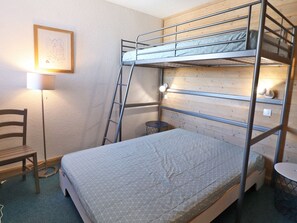 1 bedroom, WiFi, bed sheets