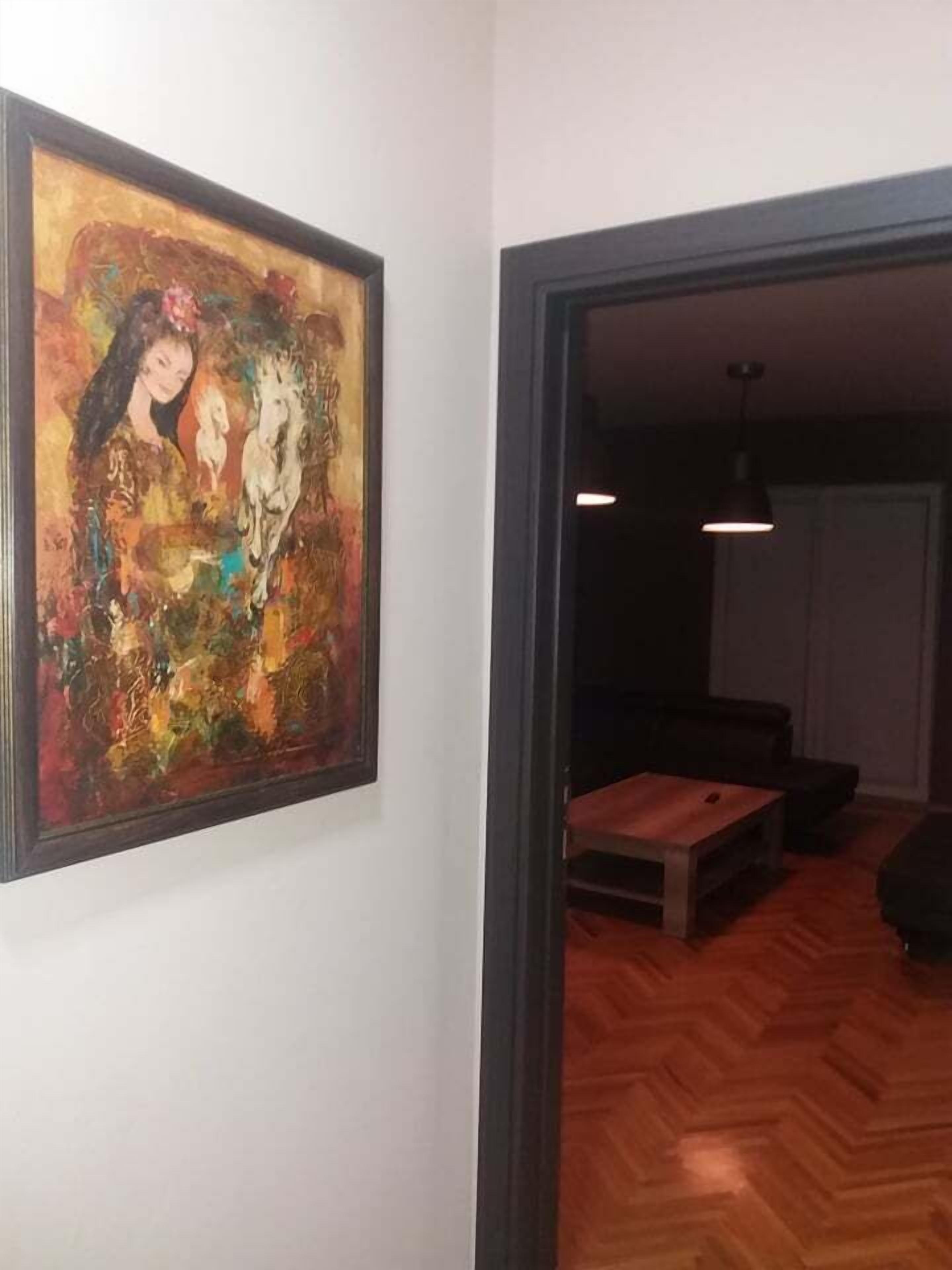 LCD TV, DVD player, first-run films, MP3 dock