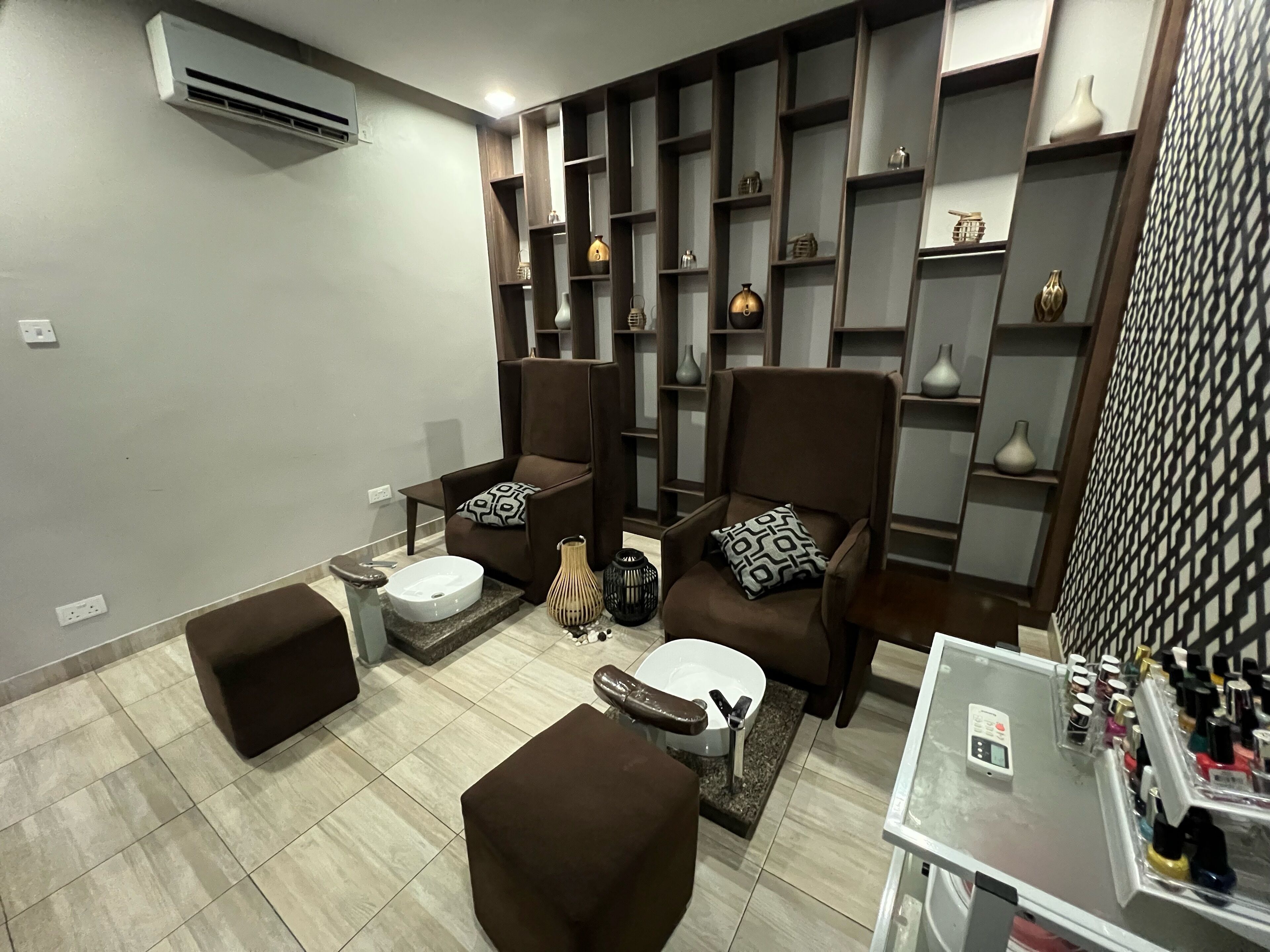 Salas de tratamiento para parejas, un sauna, baño turco