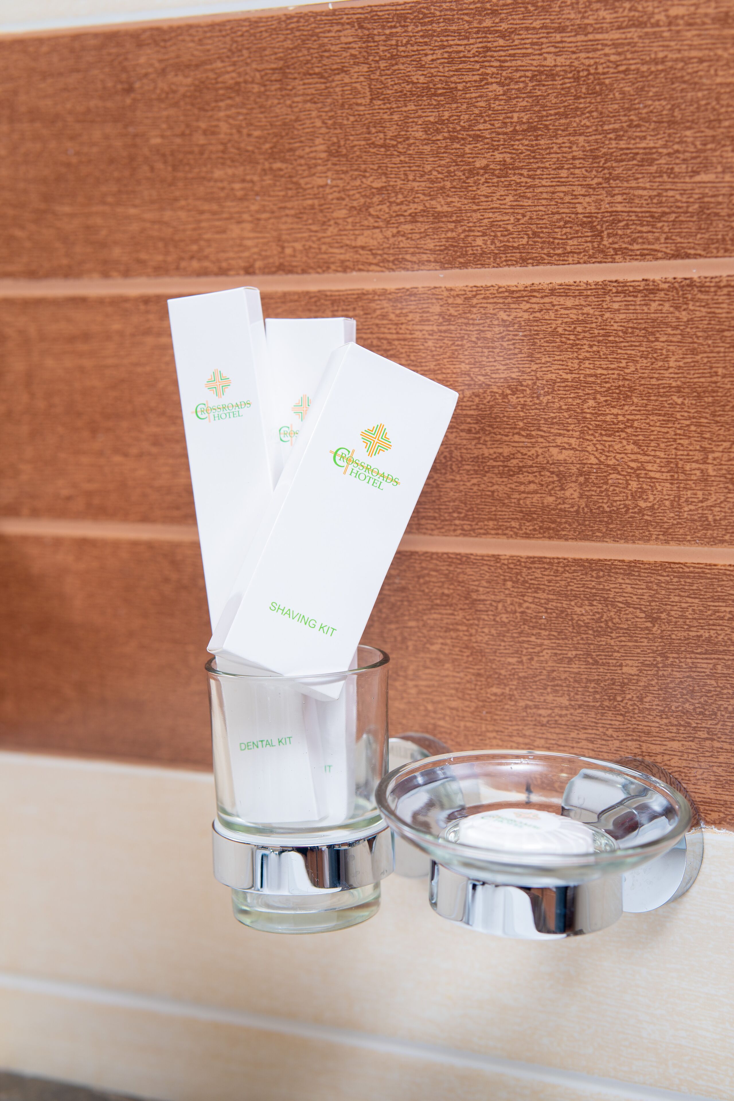 separate bathtub and shower, deep-soaking bathtub, rainfall showerhead