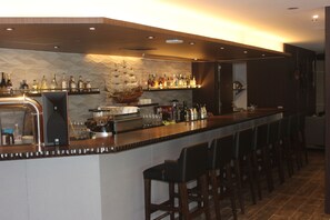Bar (on property) - Roygent Parks Hanoi (Hanoi)