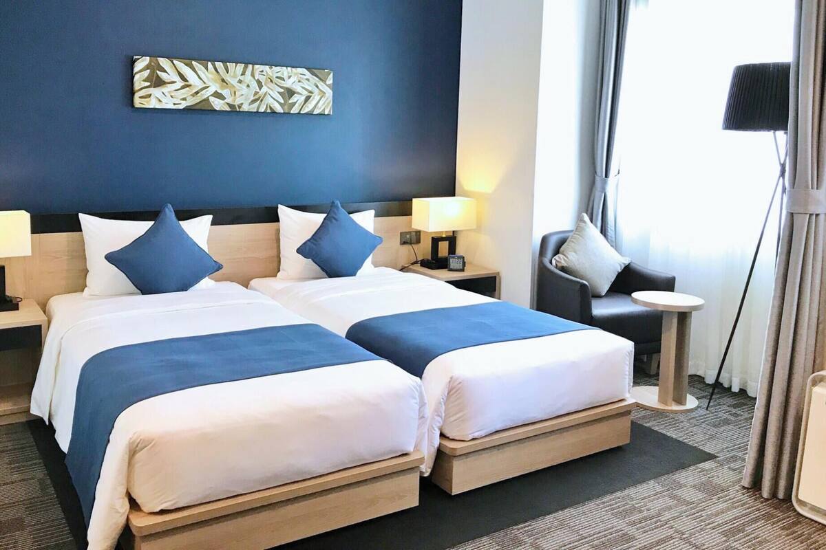 Superior Twin Room (Hollywood)