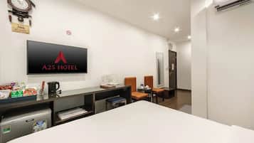 Basic Double Room | 1 bedroom, minibar, in-room safe, blackout drapes