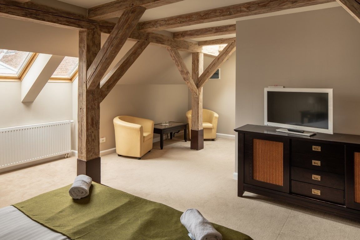 attic double room | minibar, soundproofing, free wifi, bed sheets