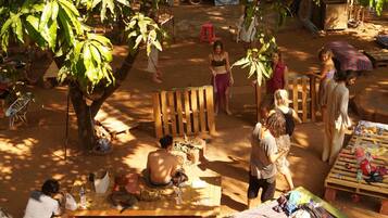 Bar (in der Unterkunft)