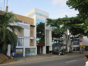 Front of property - Ripple Reach Apartments (Galle)