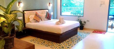 Cortinas blackout, sistema de insonorización y ropa de cama