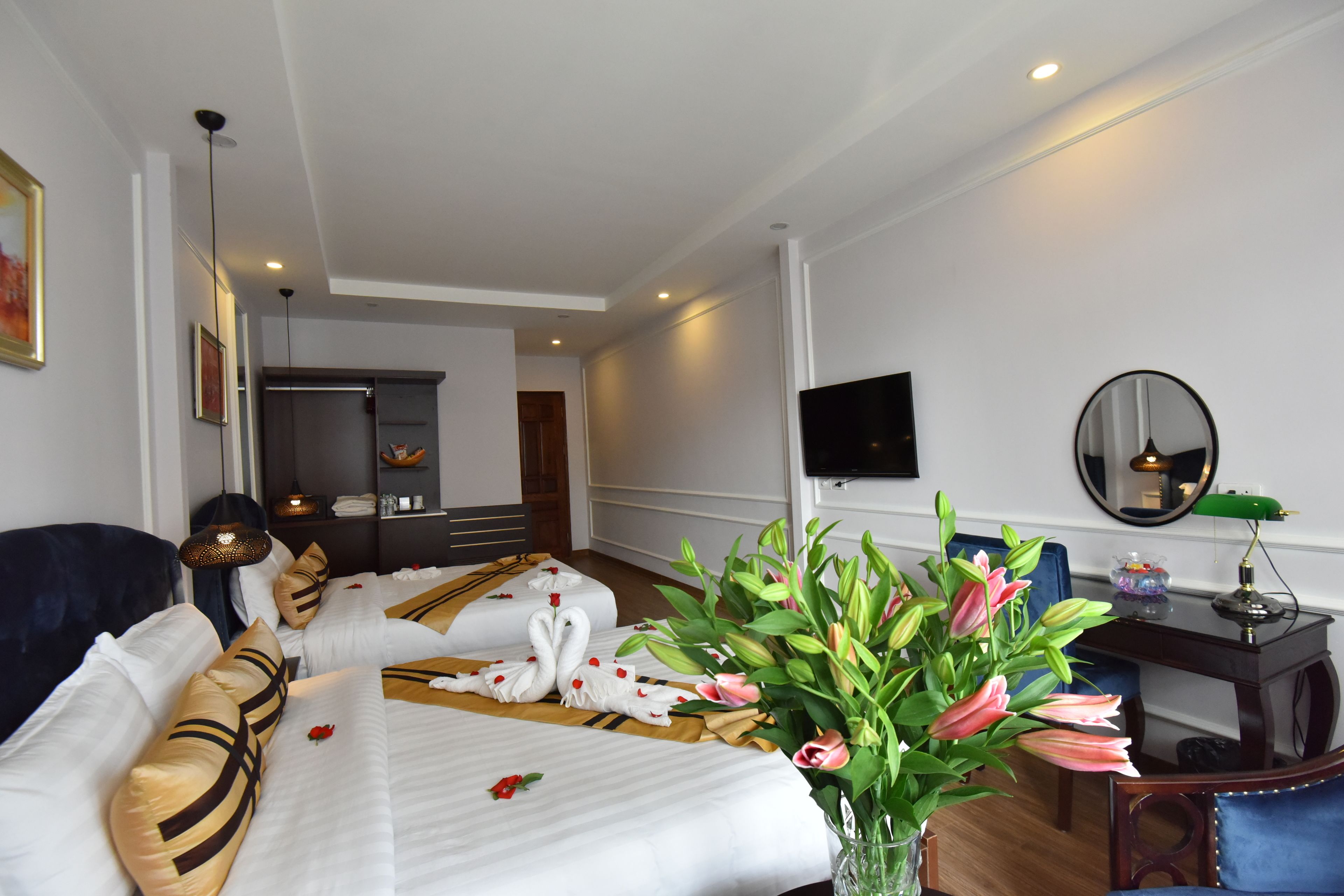 Photo - S Central Hotel and Spa