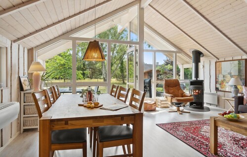 Amazing home in Sjællands Odde