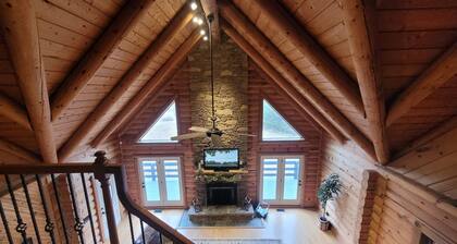 Nolin Lake Log Cabin ~ Beautiful Water Views ~ Great Family Getaway!
