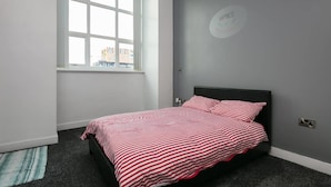 Deluxe Apartment, Multiple Beds, Accessible, Non Smoking - Apartment 33 (Manchester)