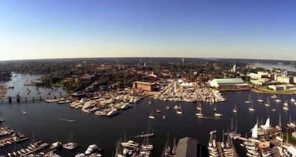 Viehättävä tilava Eastport Home Helppo kävelymatka kaikkeen ja pysäköinti 5 autolle!