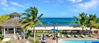 Villa de lujo frente a la playa con 5 empleados y entrenador privado y conductor