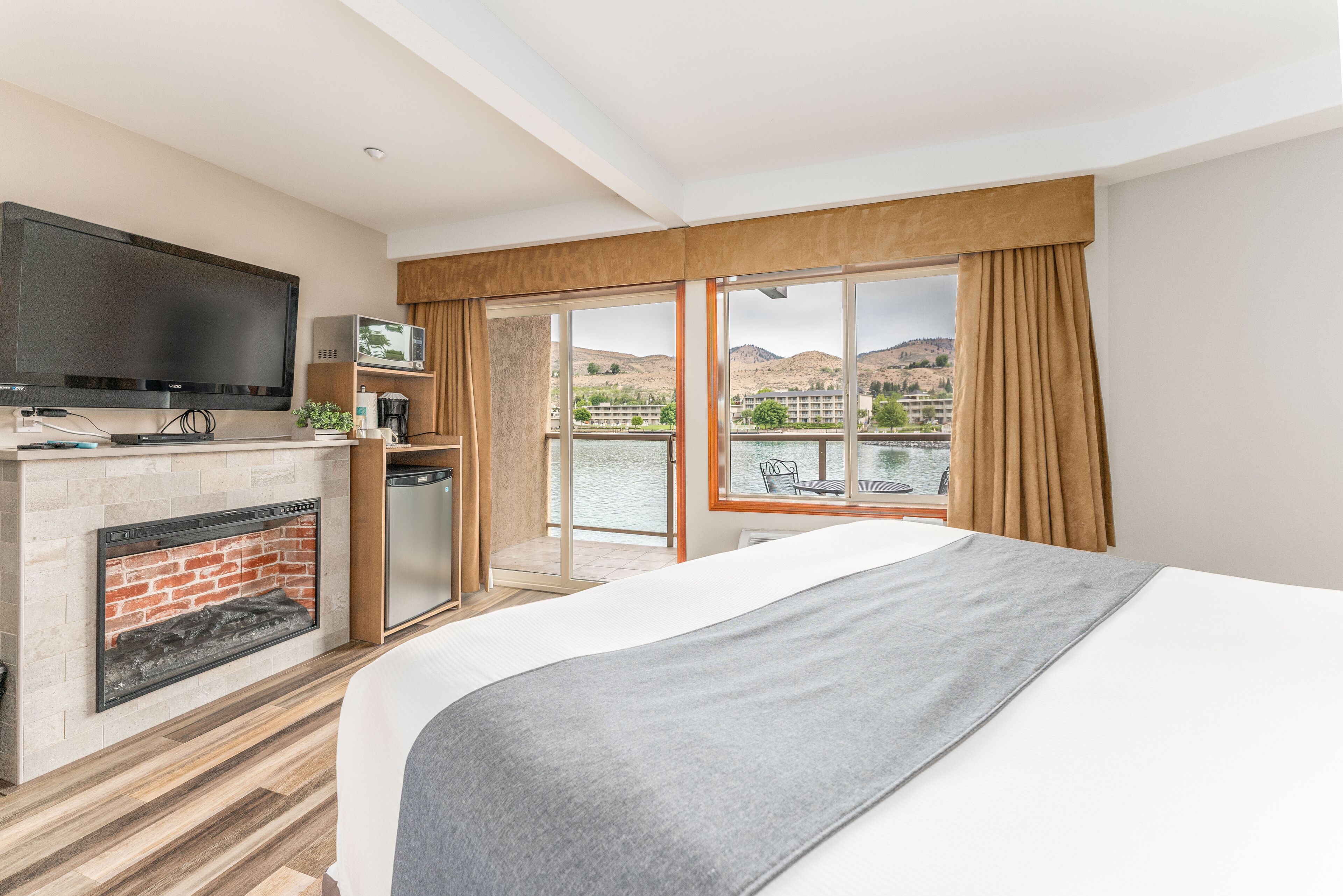 Wifi gratis y ropa de cama 