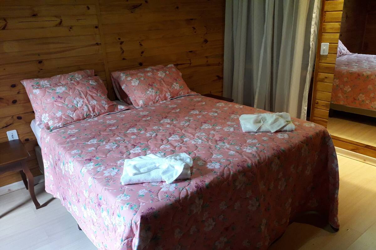 Comfort Chalet, 1 Double Bed with Sofa bed, Non Smoking