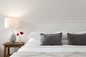 Ropa de cama de alta calidad, escritorio, wifi gratis y ropa de cama 